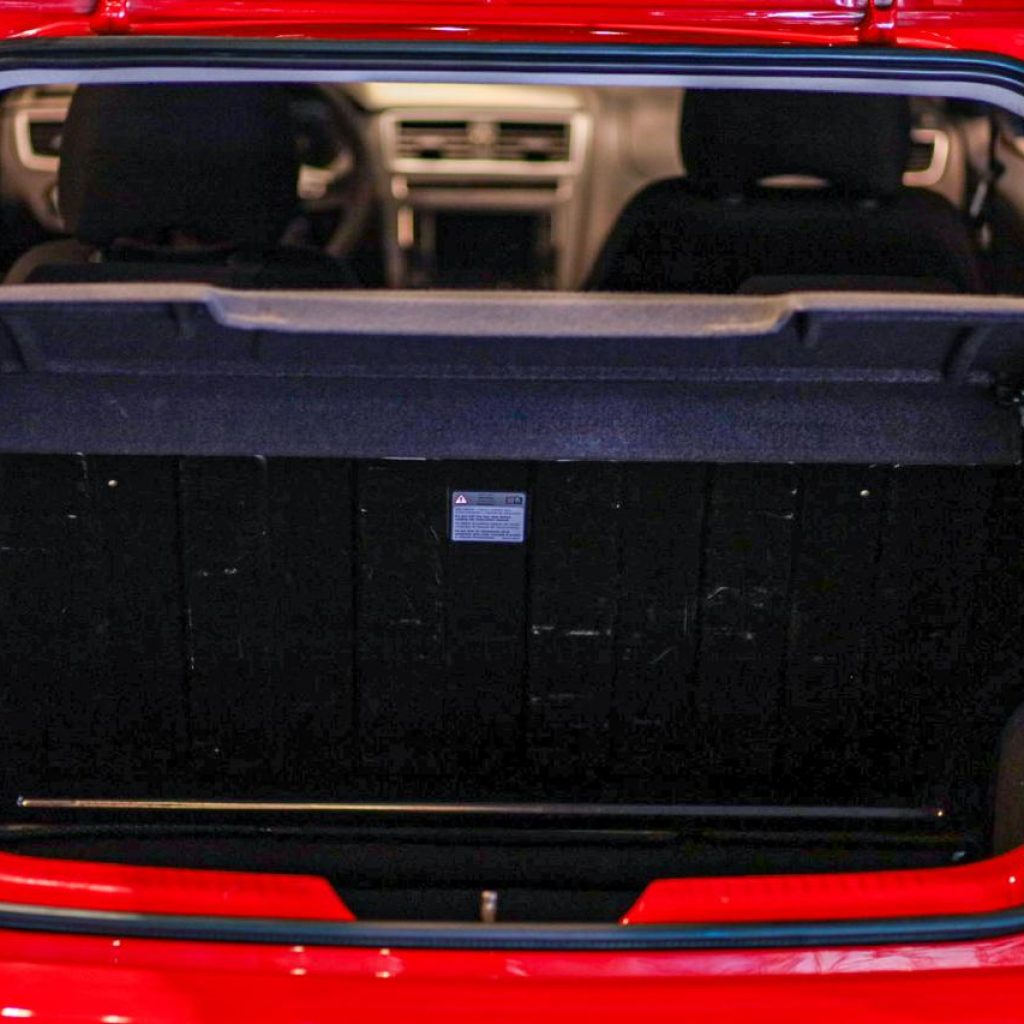 7b6cab73-5aec-4147-8a97-c34cc1f7b573