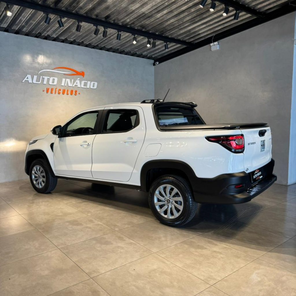 WhatsApp-Image-2025-12-04-at-09.45.11