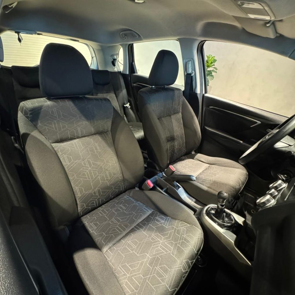 WhatsApp-Image-2025-12-09-at-15.37.33-3