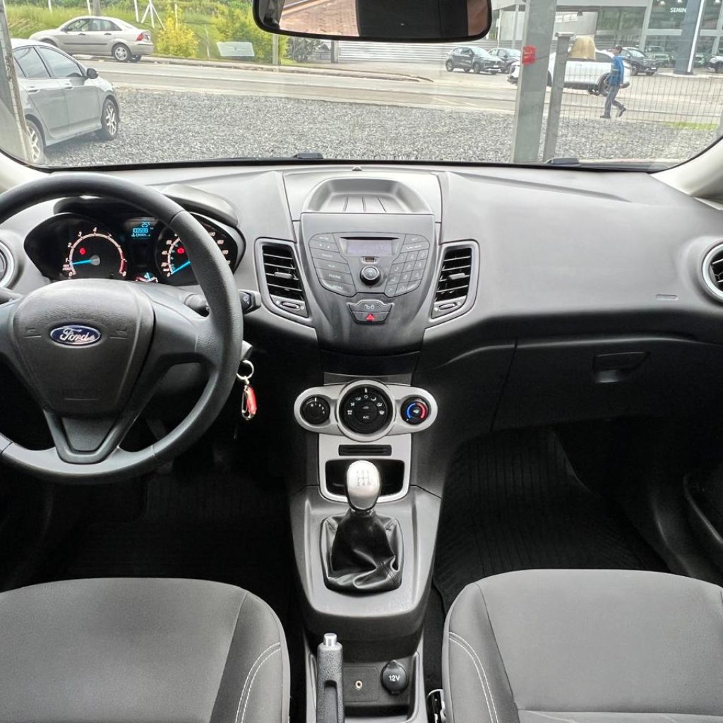 WhatsApp-Image-2025-12-09-at-16.14.14-2