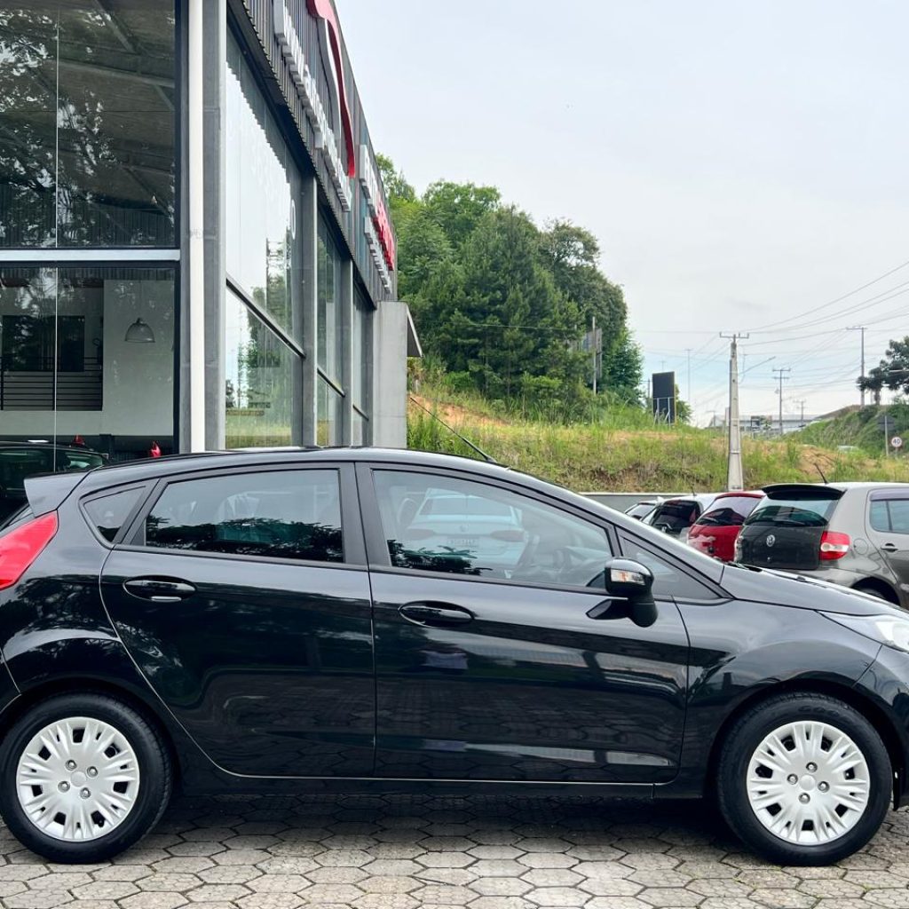 WhatsApp-Image-2025-12-09-at-16.14.14