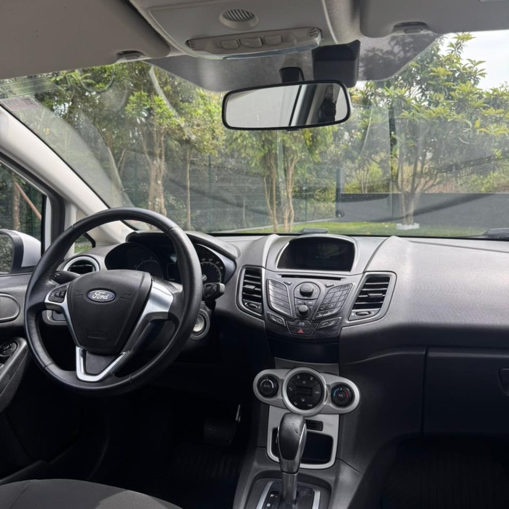 WhatsApp-Image-2025-12-16-at-15.42.08-2