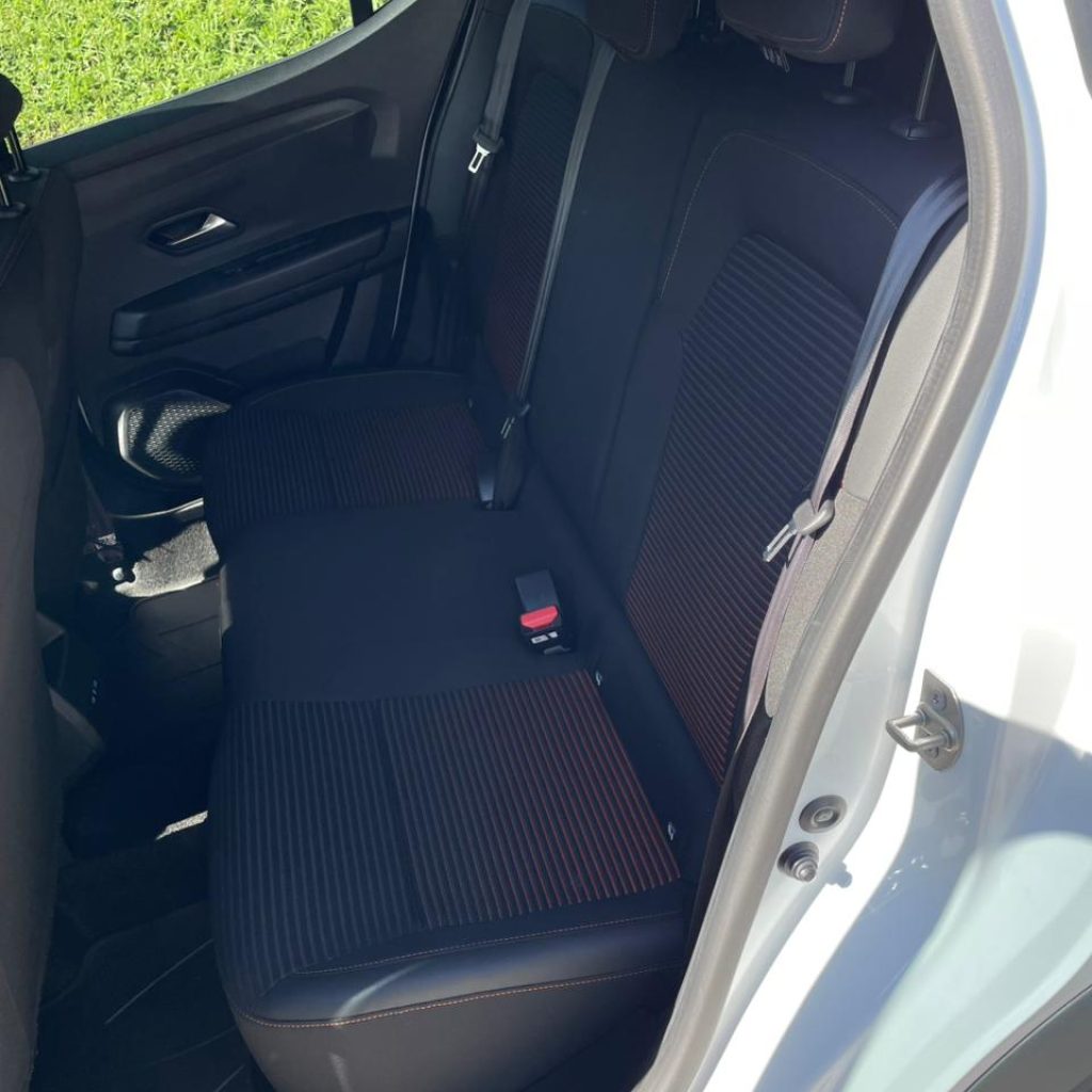 WhatsApp-Image-2025-12-16-at-16.14.34-2