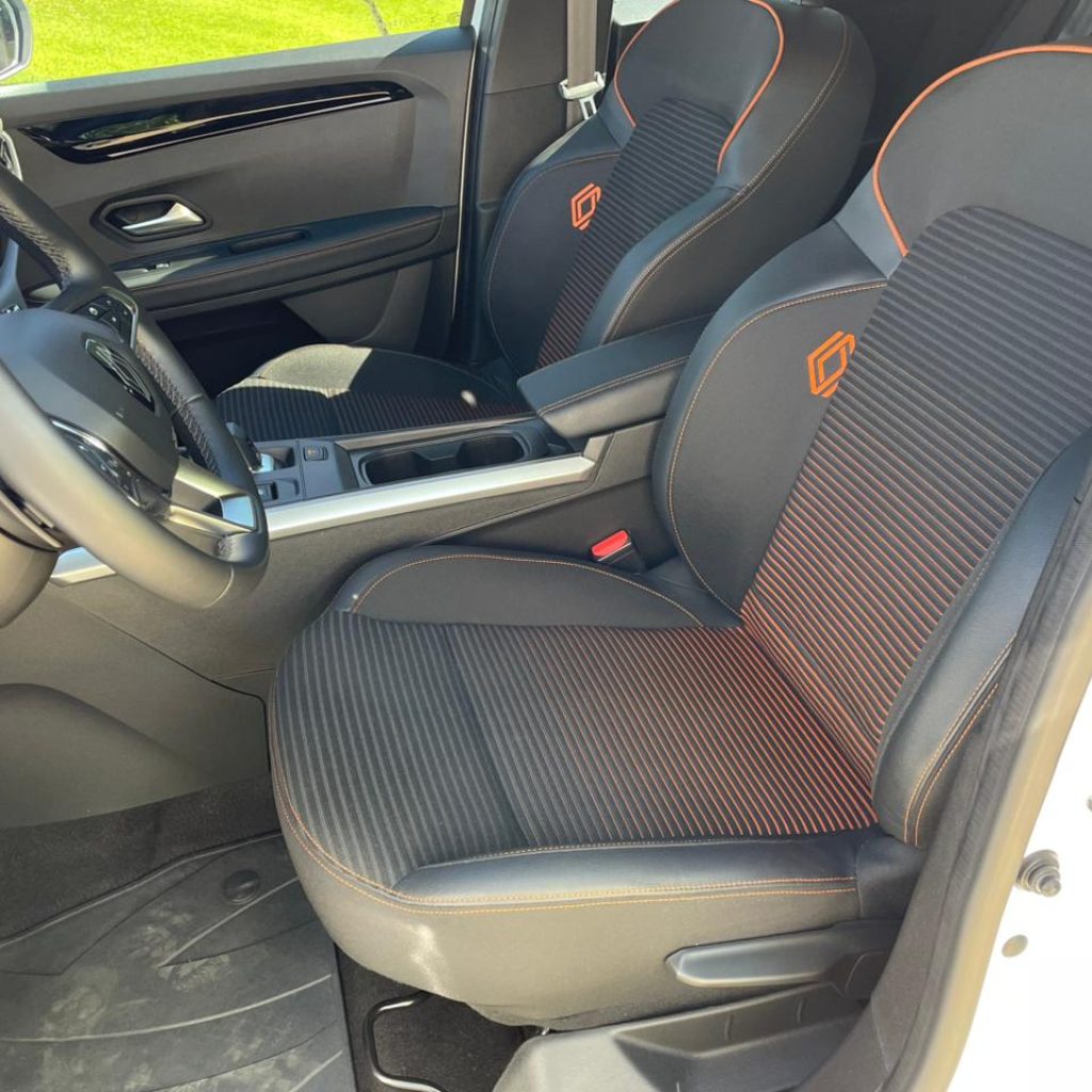 WhatsApp-Image-2025-12-16-at-16.14.35-3